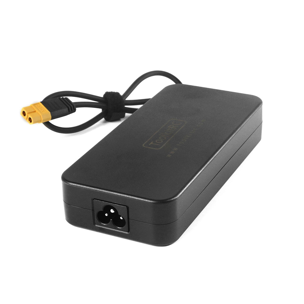 ToolkitRC ADP200 200W 19.5V 10 - Balance Charger Rc recensione e prezzo